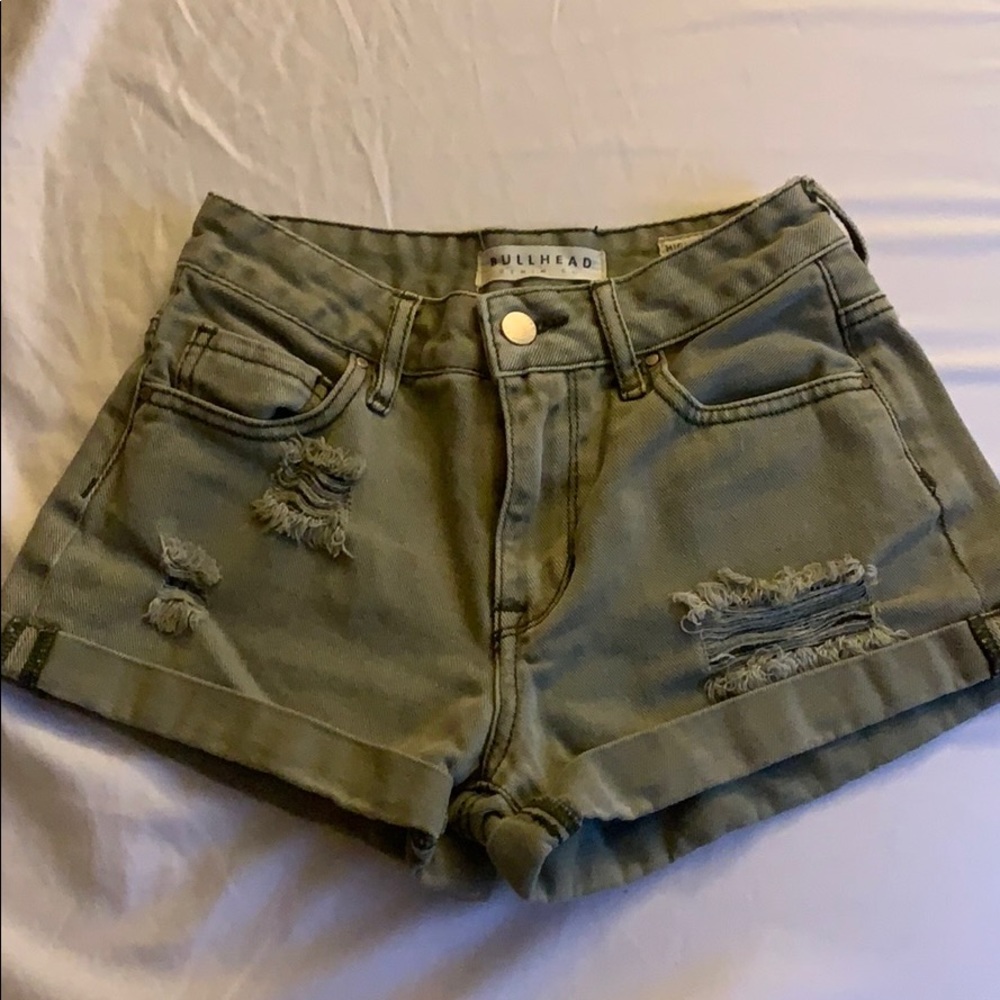 BULLHEAD green high rise short shorts